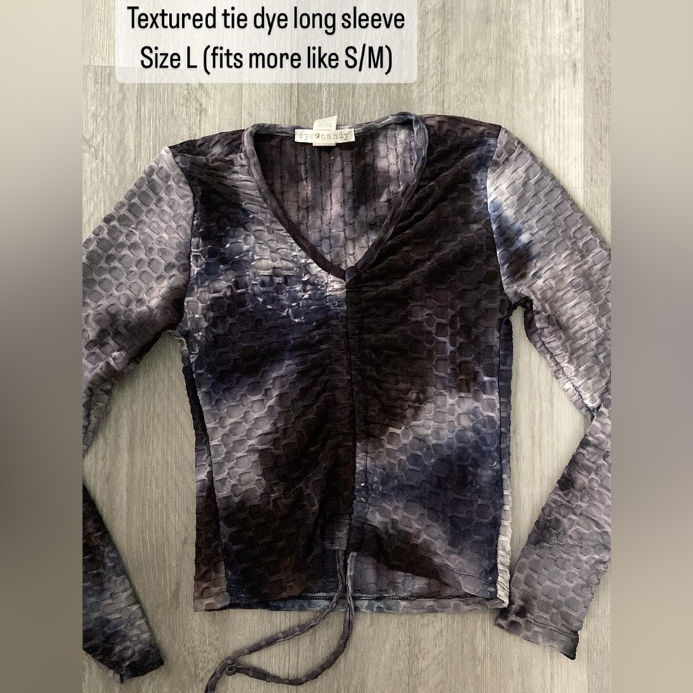 Textured tie-dye long sleeve